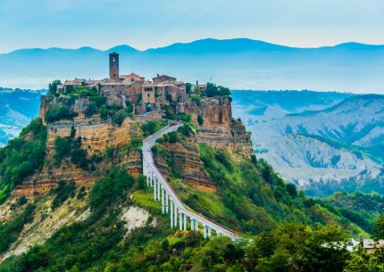 Екскурзия в ИТАЛИЯ - ПЕРУДЖА, Умбрия - 4 нощувки в хотел 3*! Самолетна програма на български език!