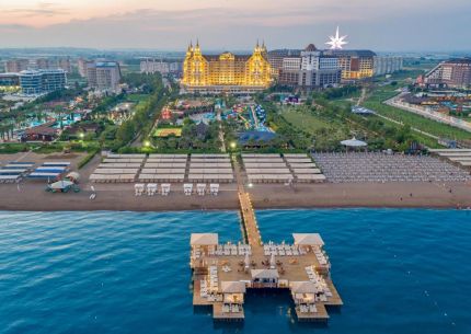 ROYAL HOLIDAY PALACE