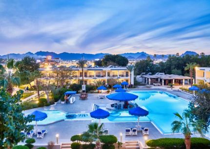 CATARACT RESORT