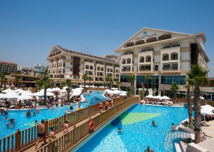 CRYSTAL PALACE LUXURY RESORT & SPA