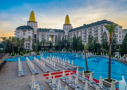 DELPHIN DIVA HOTEL