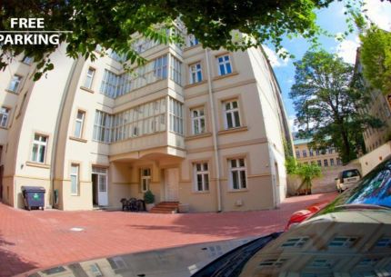 Louis Leger Hotel