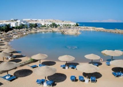 DOMINA CORAL BAY SULTAN POOL